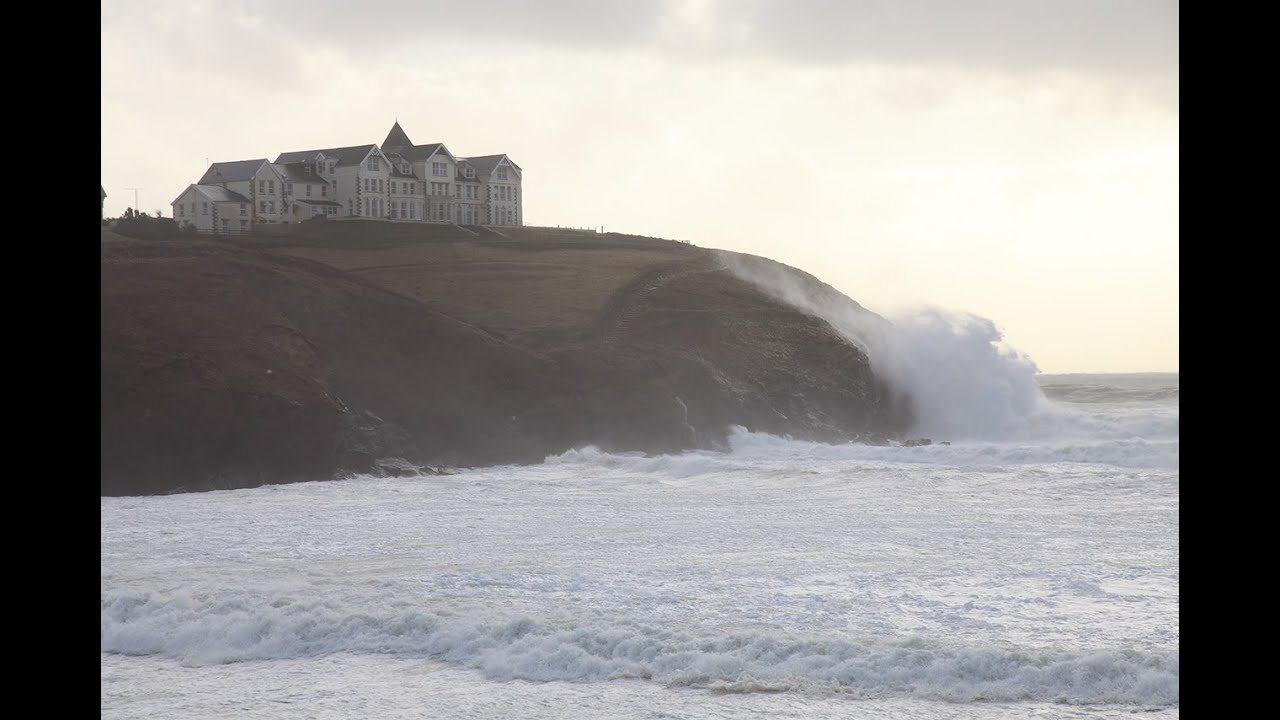 Storm Imogen, Poldhu Cove, Cornwall