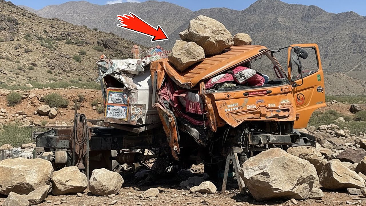 “Shocking Rockfall Destroyed the Truck Completely!”