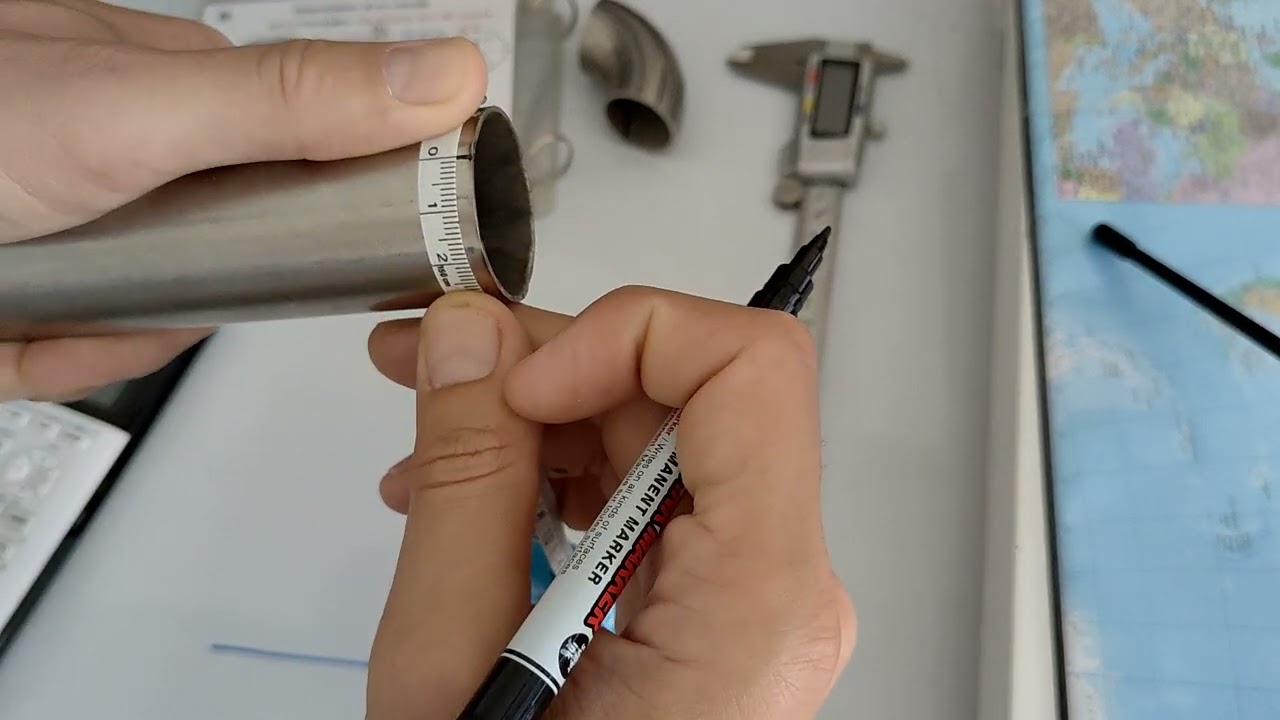 Orientation d'un coude à 90° dans un déport avec changement de direction Le Petit Tuyauteur Illustré