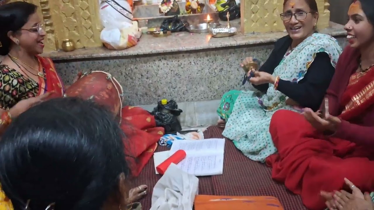 और घोटो और घोटो भोले नाथ भंगिया और घोटो. सोमवार का स्पेशल भजन. बहुत सुन्दर भजन 🙏🏻🙏🏻🙏🏻