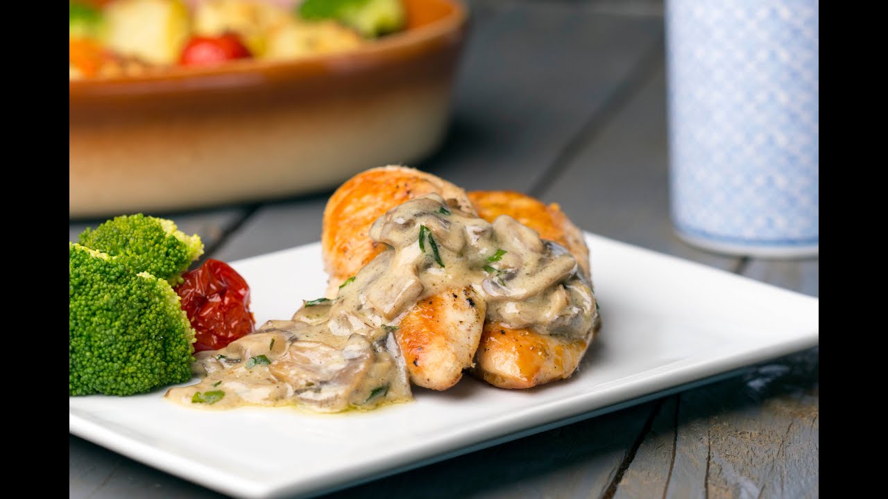 Raneens.Table: Chicken Breasts with Mushroom Sauce صدور دجاج مع صوص الفطر