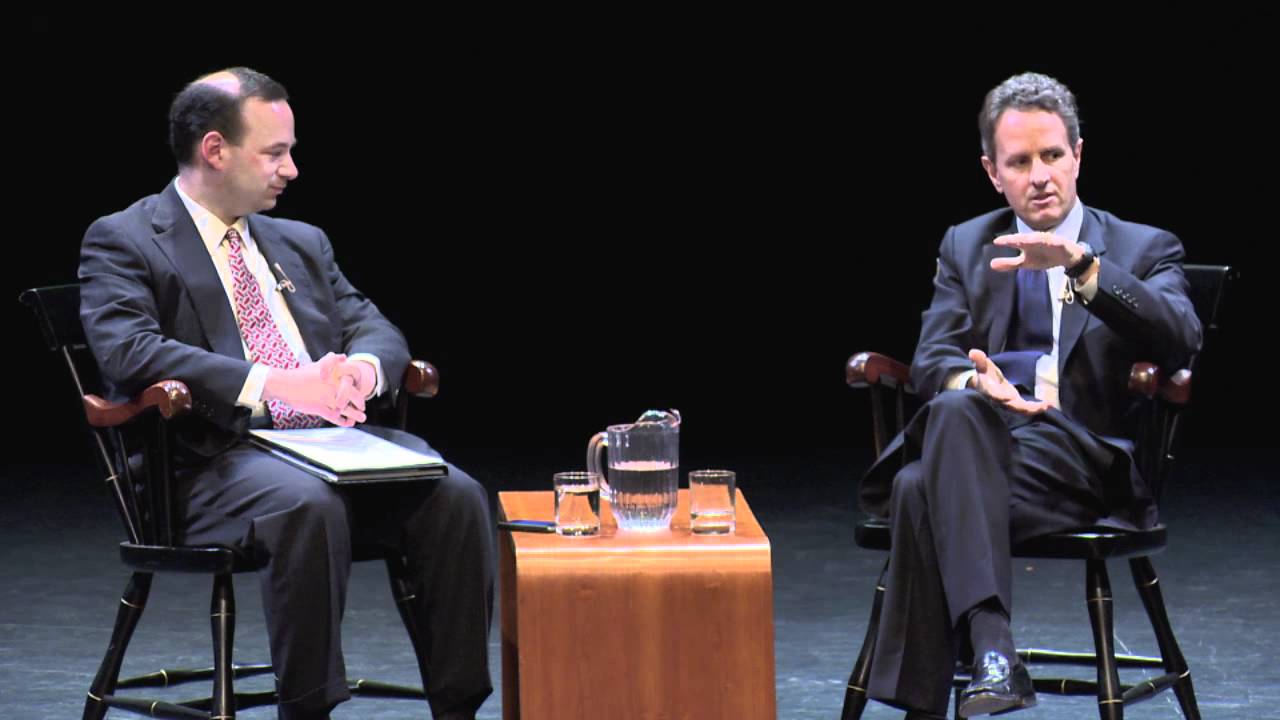 Tim Geithner '83 Speaks at Dartmouth Summer Lecture Series 