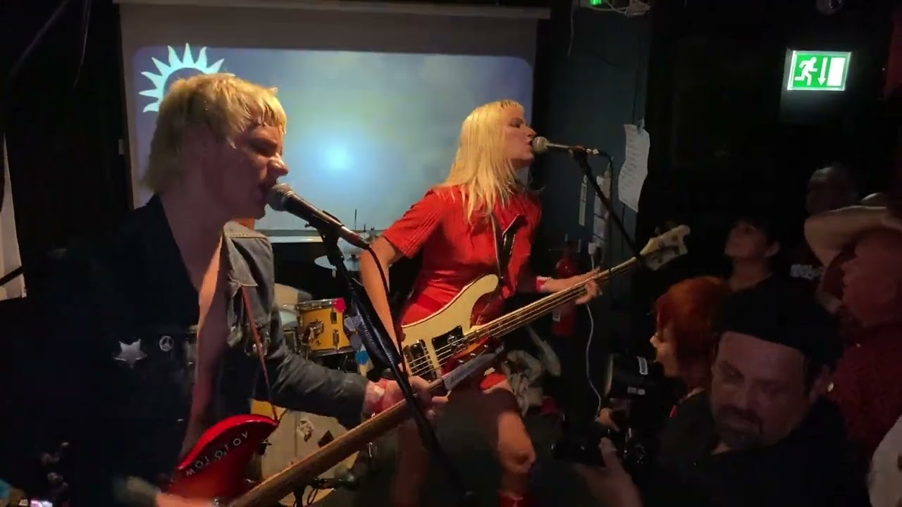 Newsflash by The Molotovs, live at The Mascara Bar in London