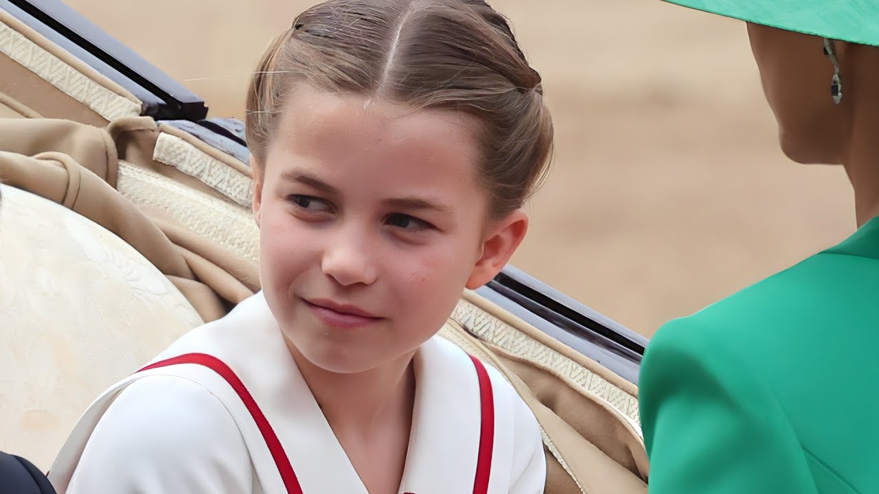 Body Language Expert Spots Charles & William's Special Care For Charlotte