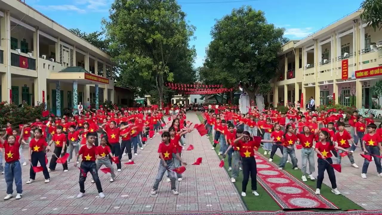 HĐ tập thể