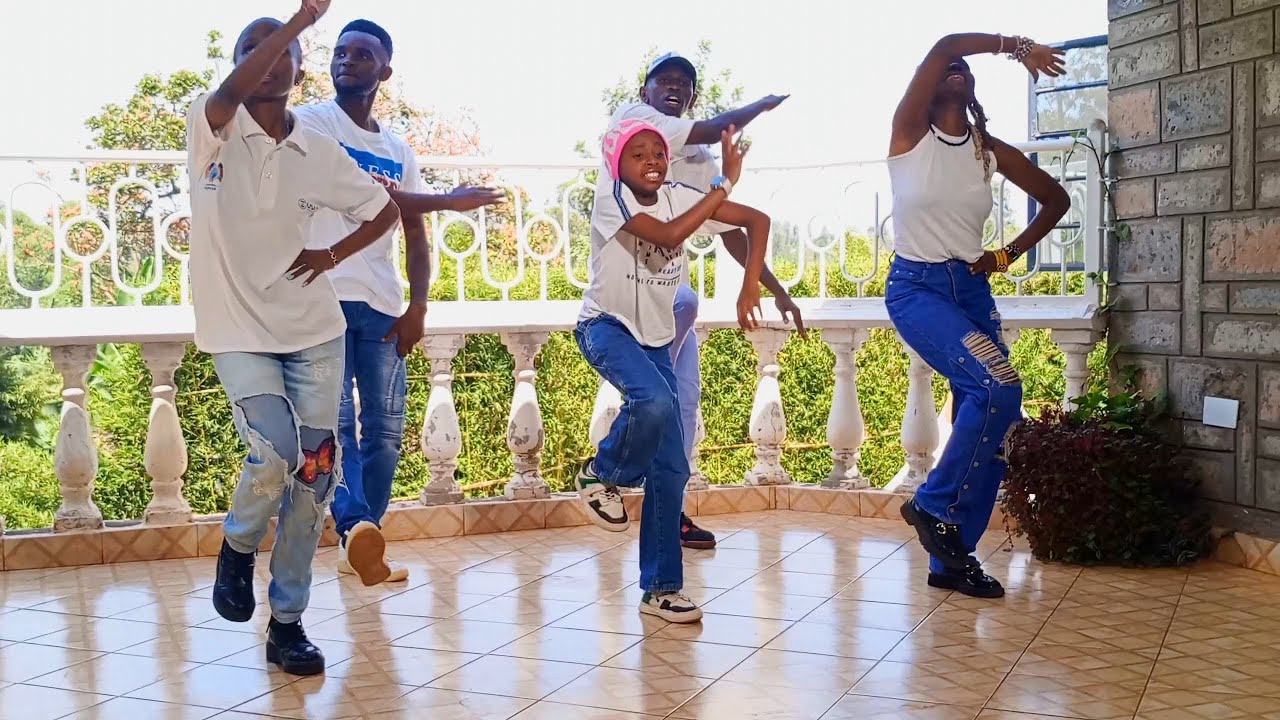 Domie Chainz - Usikate Tamaa (Official Dance Video)