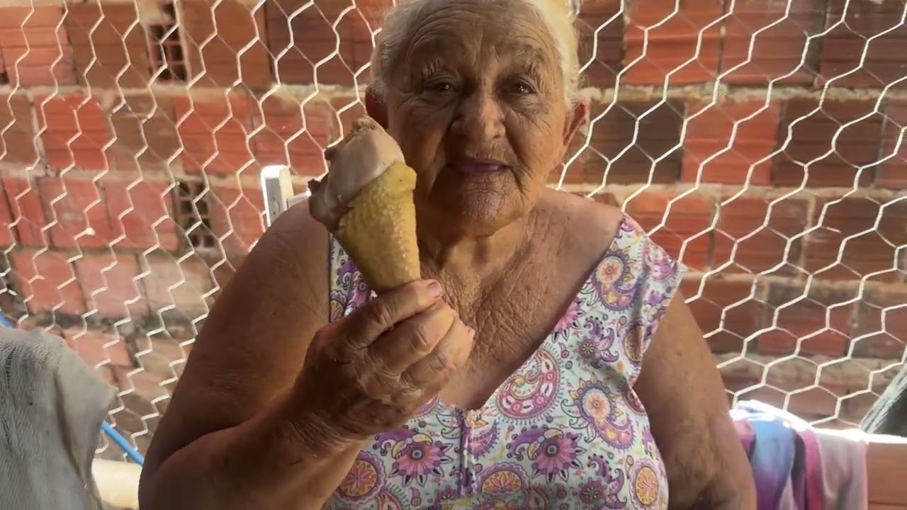 Vamos pega os frango com a dedezinha e faze o almoço mas eu cuida