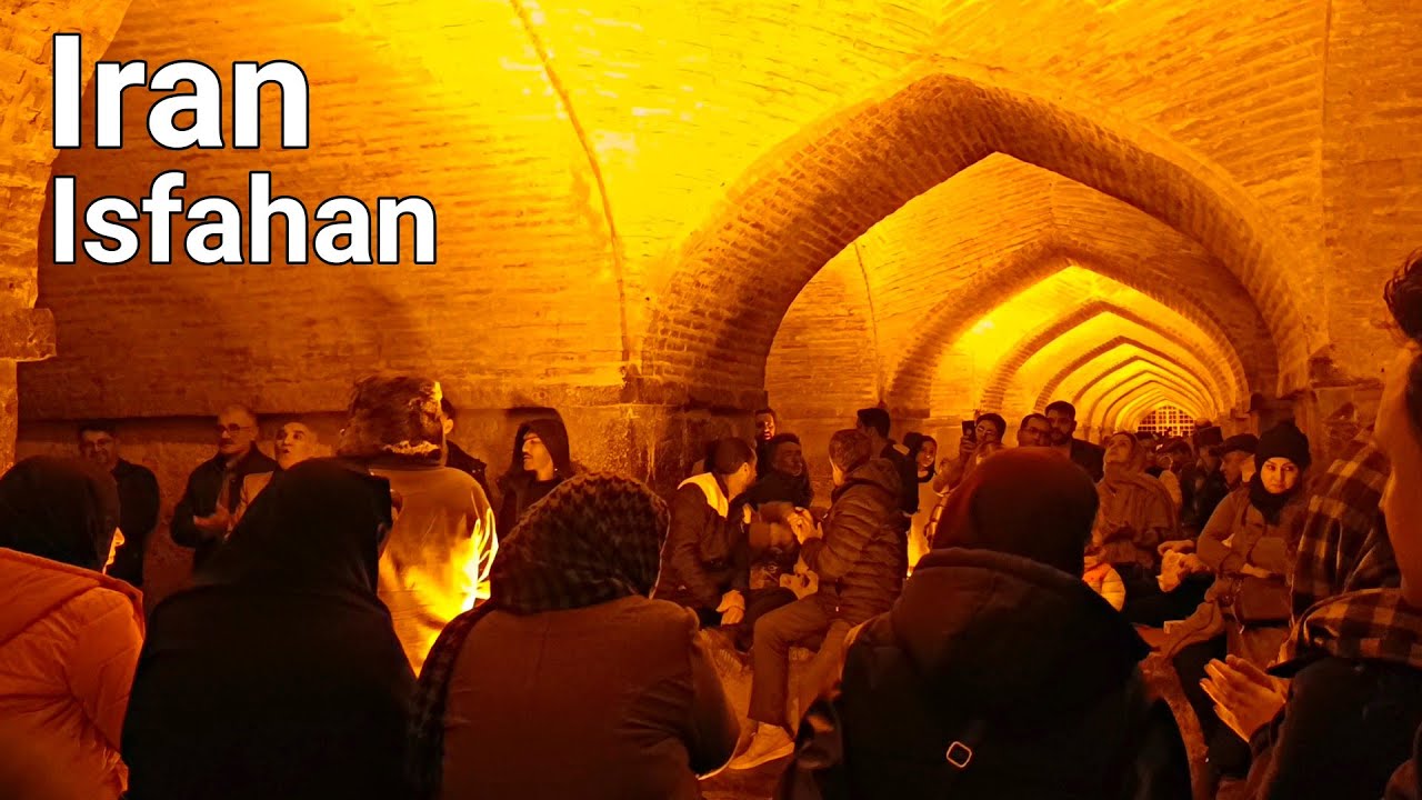 Iran _A Scenic Walk in Isfahan Streets_Khaju bridge,33pol,Bazaar honar