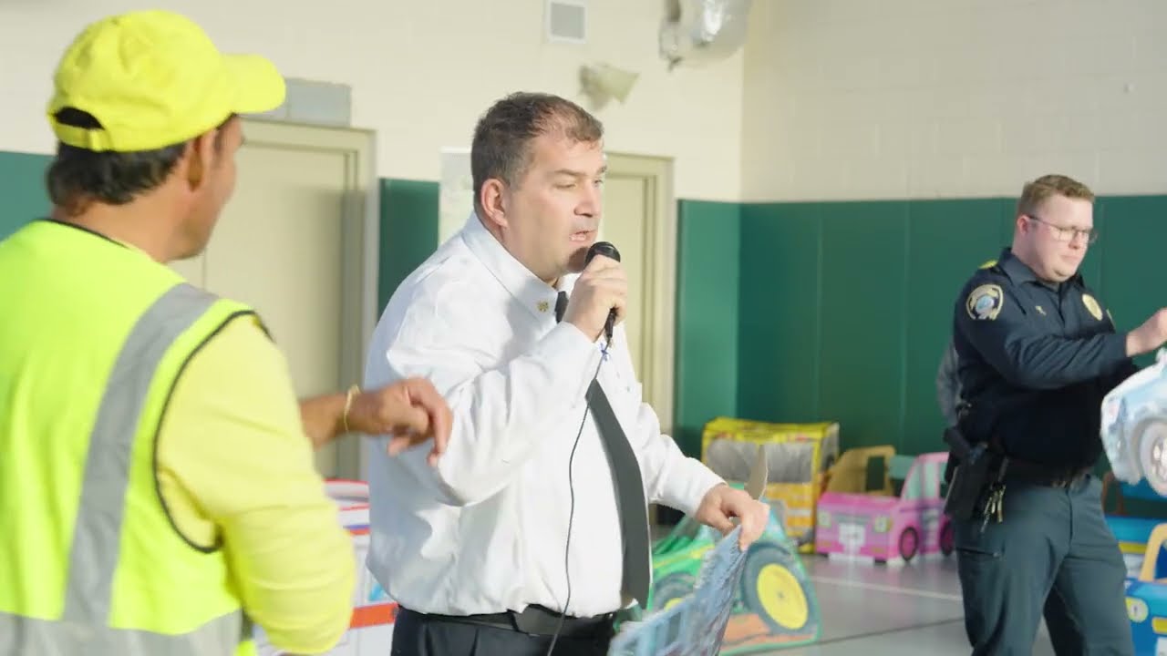 Firefighters Training to Teach Students How to Save Lives | Flagman Train-the-Trainer