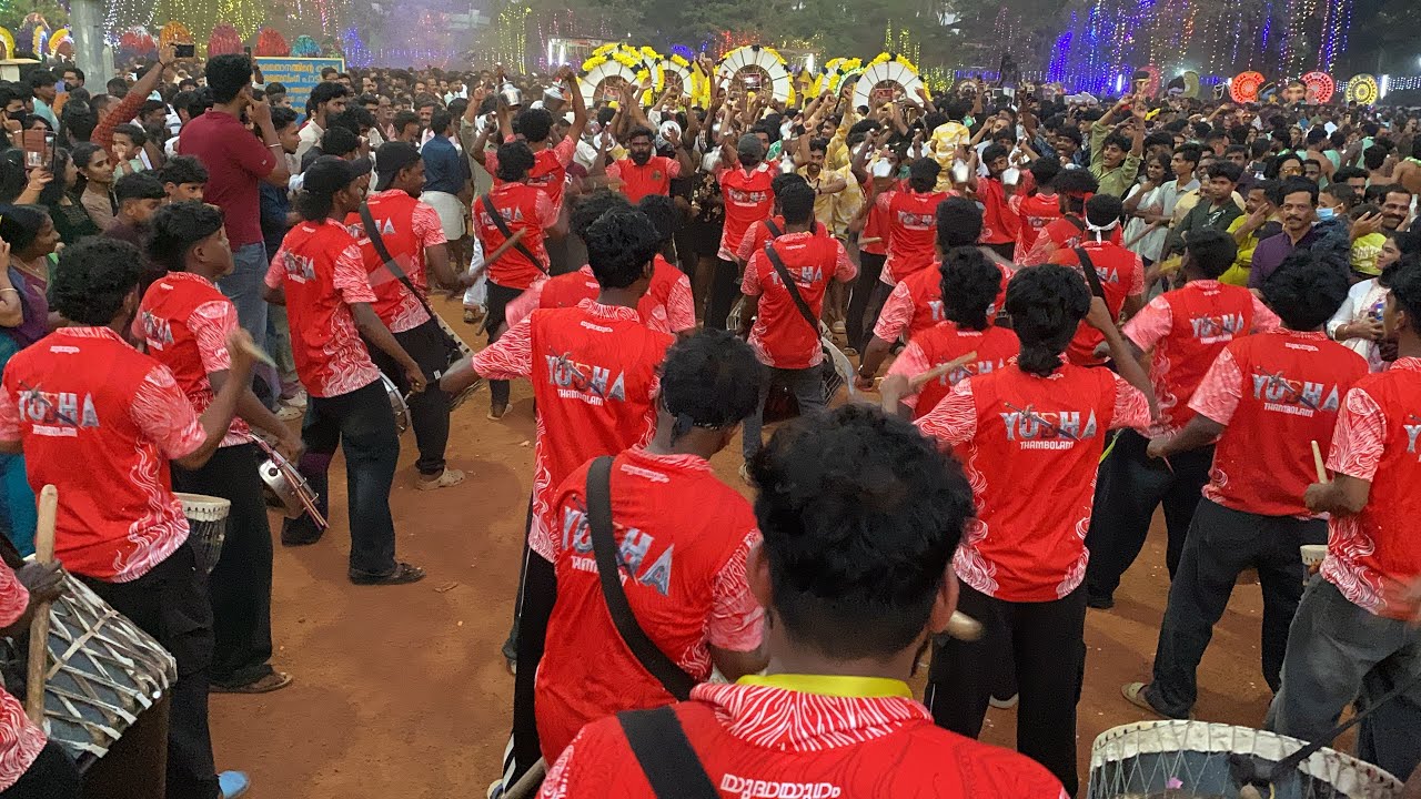 Yudha Thambolam ♥️ | Thechikkottukavu Temple Pooram vela | #thambolam #vela #thrissur 