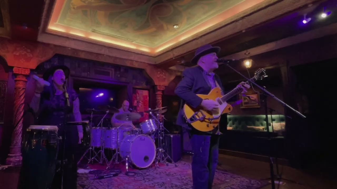 Melon Jelly - Stone on My Soul LIVE @ The House Of Blues Foundation Room in Houston, TX #bluesmusic