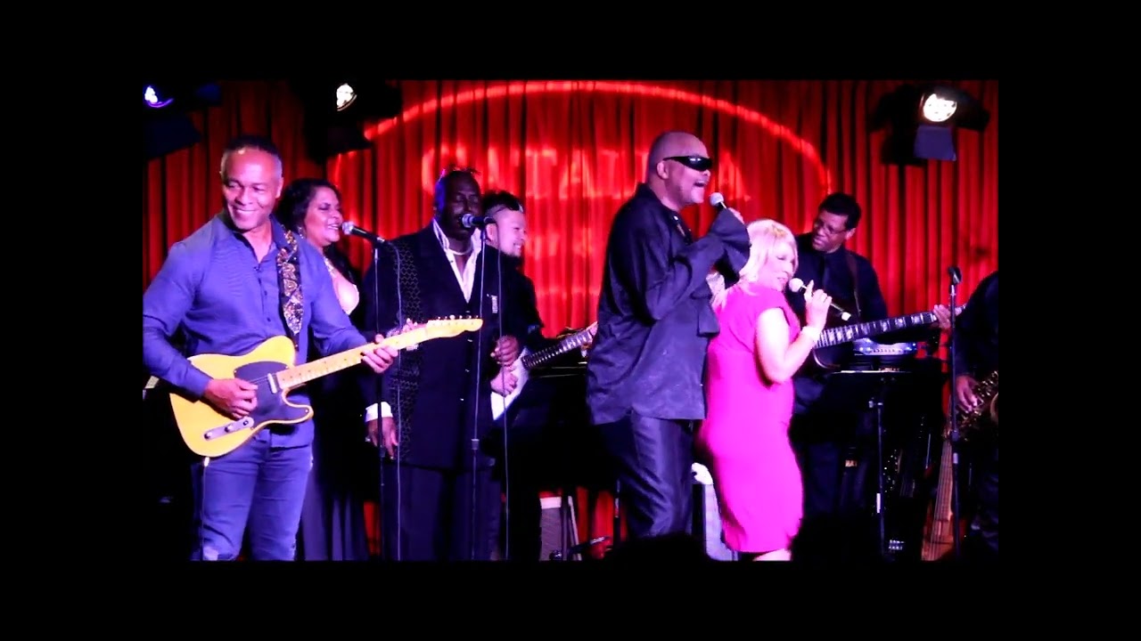 Rena Scott And Michael Henderson Performing Live 