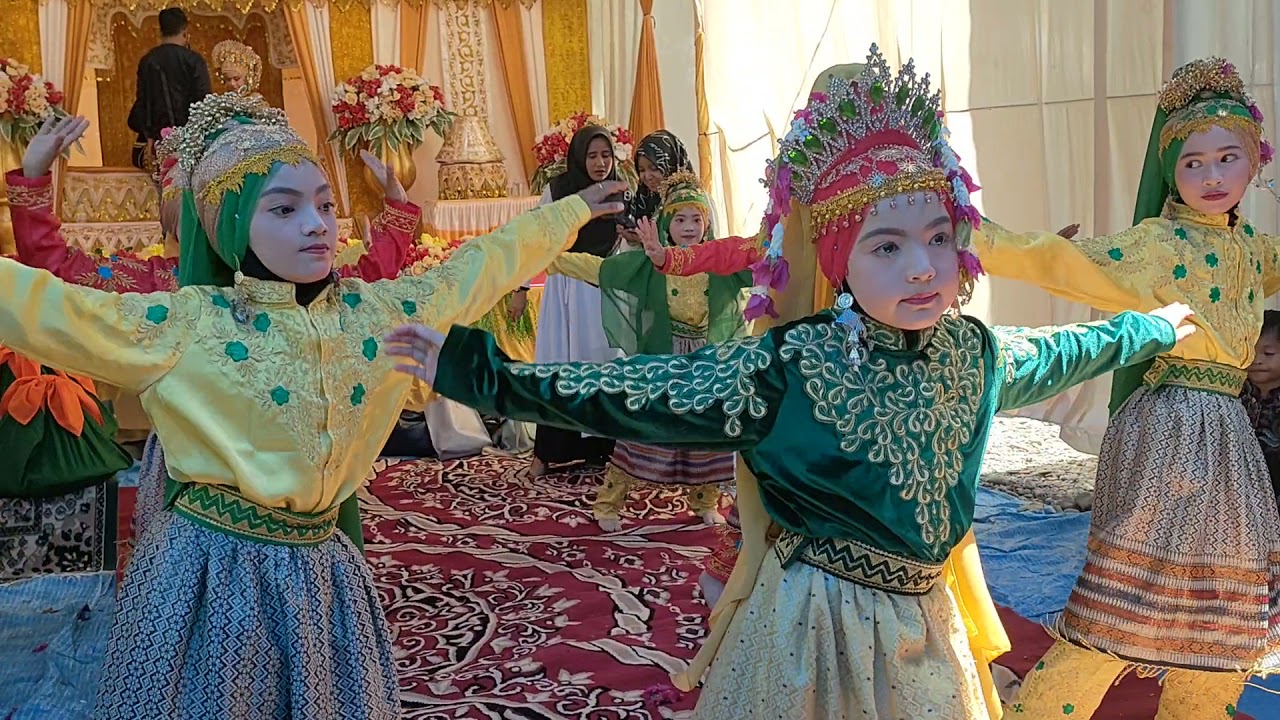Tarian Barakallah_Sanggar Haflatul Islam MIN 17 Pidie Kota Sigli