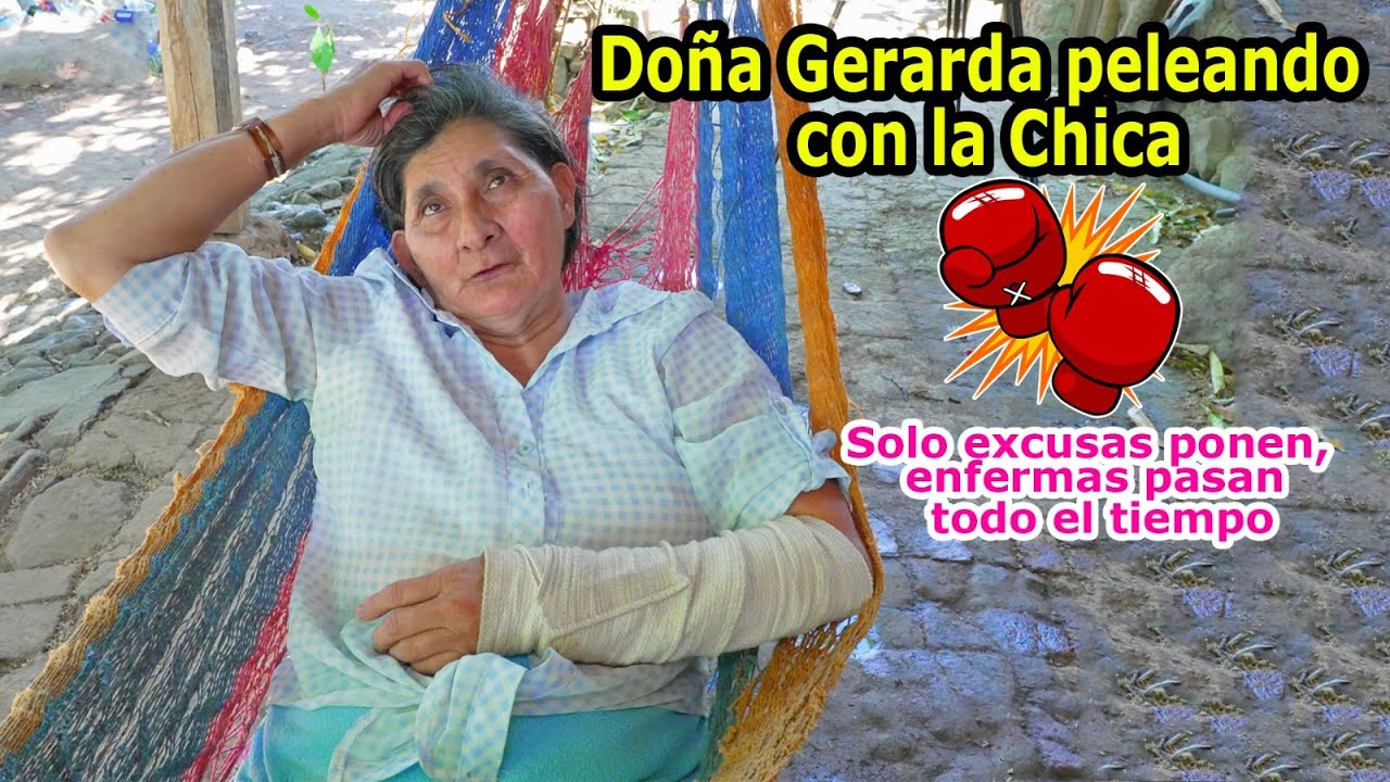 Para todo tiene una excusa, do&ntilde;a Gerarda peleando con la chica - Ediciones Mendoza