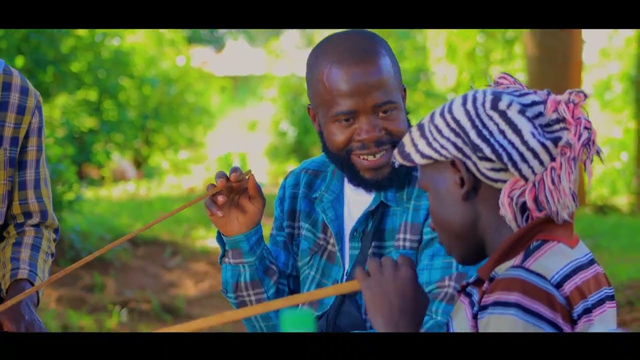 ASHUU B Feat.BUNSEN-SIKENDE [OFFICIAL MUSIC VIDEO]SKIZA CODE  76310288
