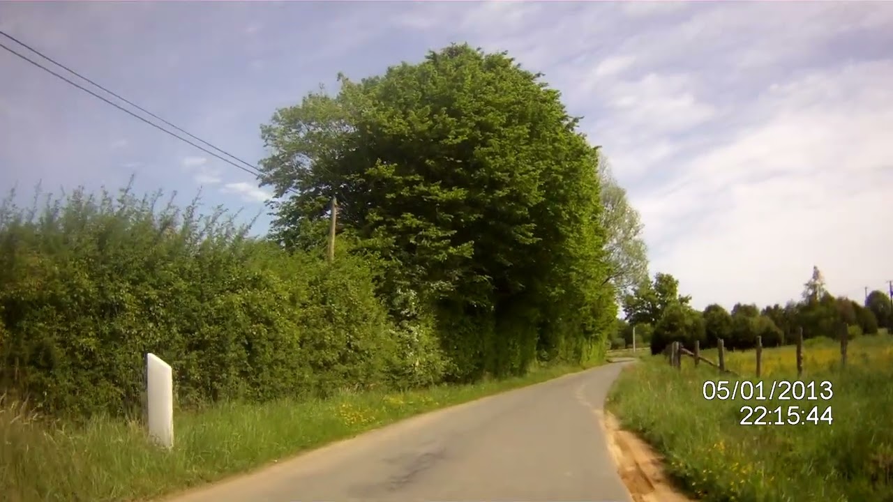 Promenade en Vélo à Parigné l'Evêque with Apple Music Jazz FILE0001