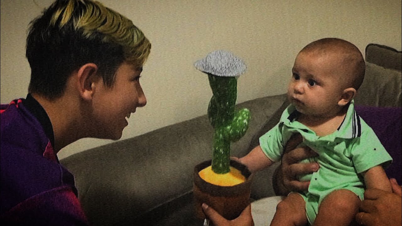 COMPREI UM PRESENTE PARA O FILHO DO JORGE