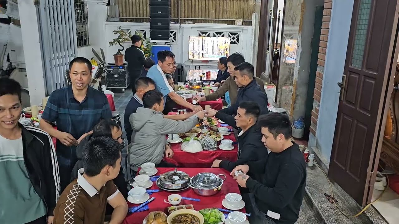  TIỆC TẤT NIÊN, LÊ HỒ TRÌNH NGUYỆT