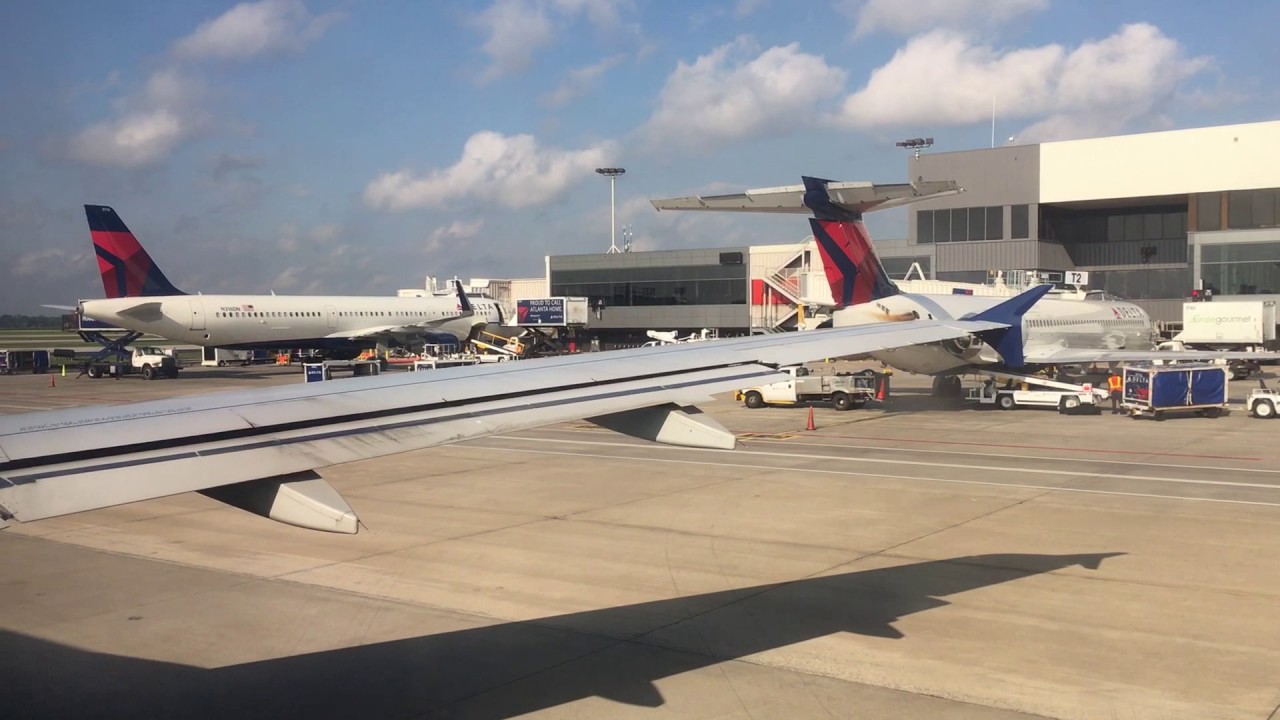 Delta Airlines A320 Full Flight Atlanta to New York LaGuardia