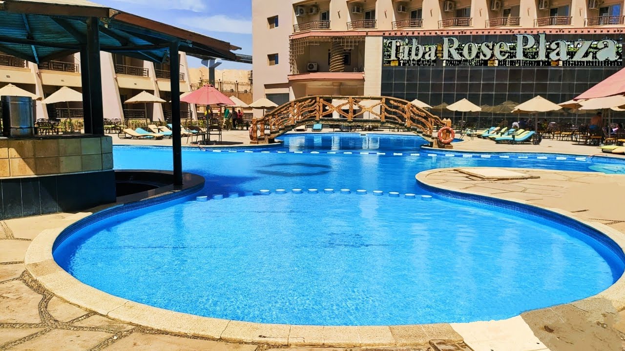 جولةفي حديقةفندق(طيبه روز )بالتجمع وحمام السباحة🏊وحديقةالحيوان 🐴🐵🦜والألعاب بكل التفاصيل