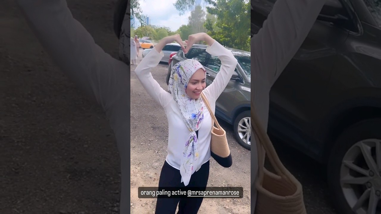 Aktif Semacam je Aprena Manrose ni...Tapi Comel 🥰