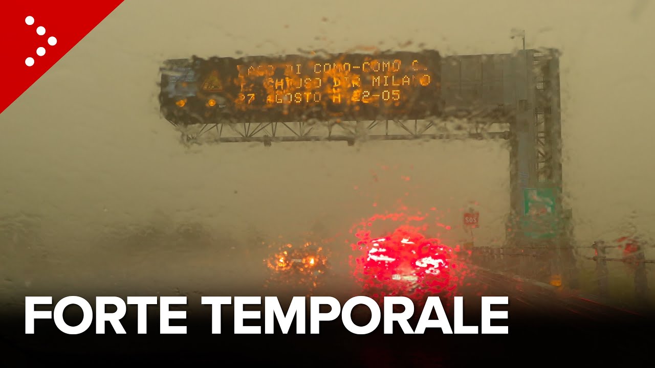 Maltempo, temporale con grandine sulla A9: le auto si accostano. Alberi caduti nel comasco
