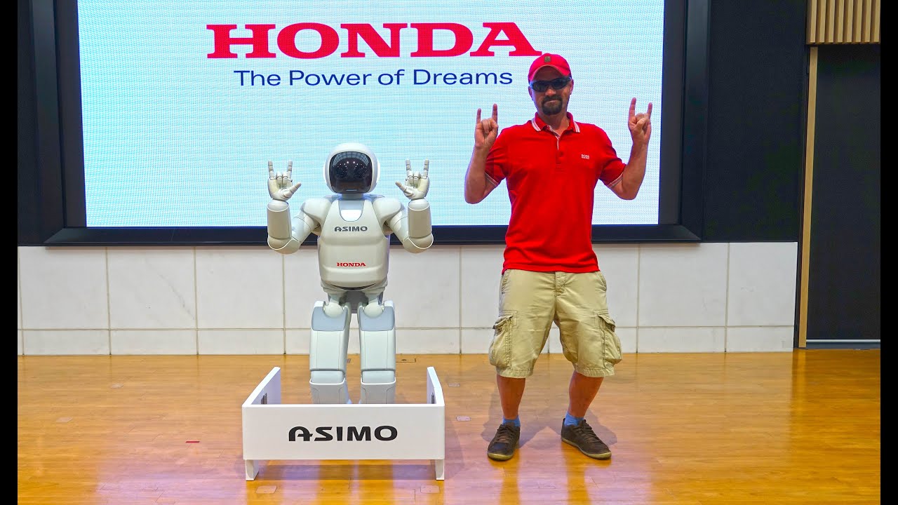 ASIMO at Honda Welcome Plaza - Tokyo 4K