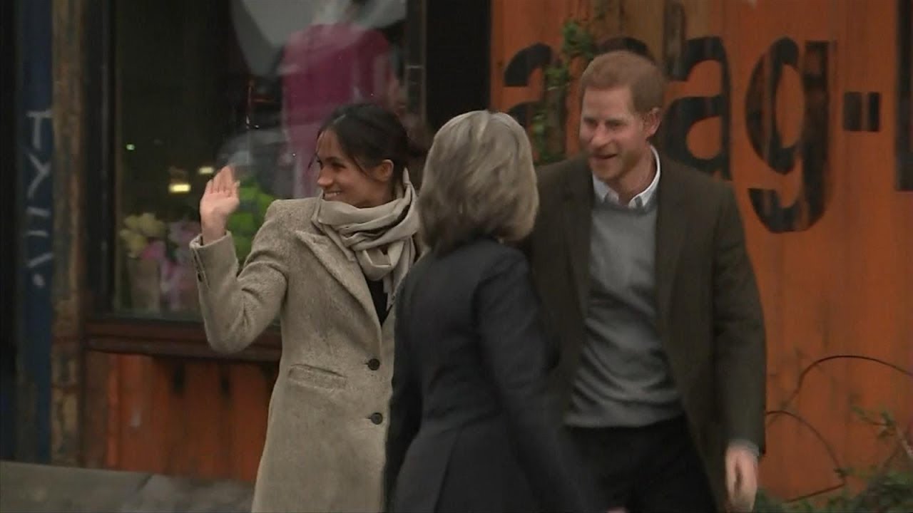 Prince Harry, Meghan Markle visit south London radio station | ABC News