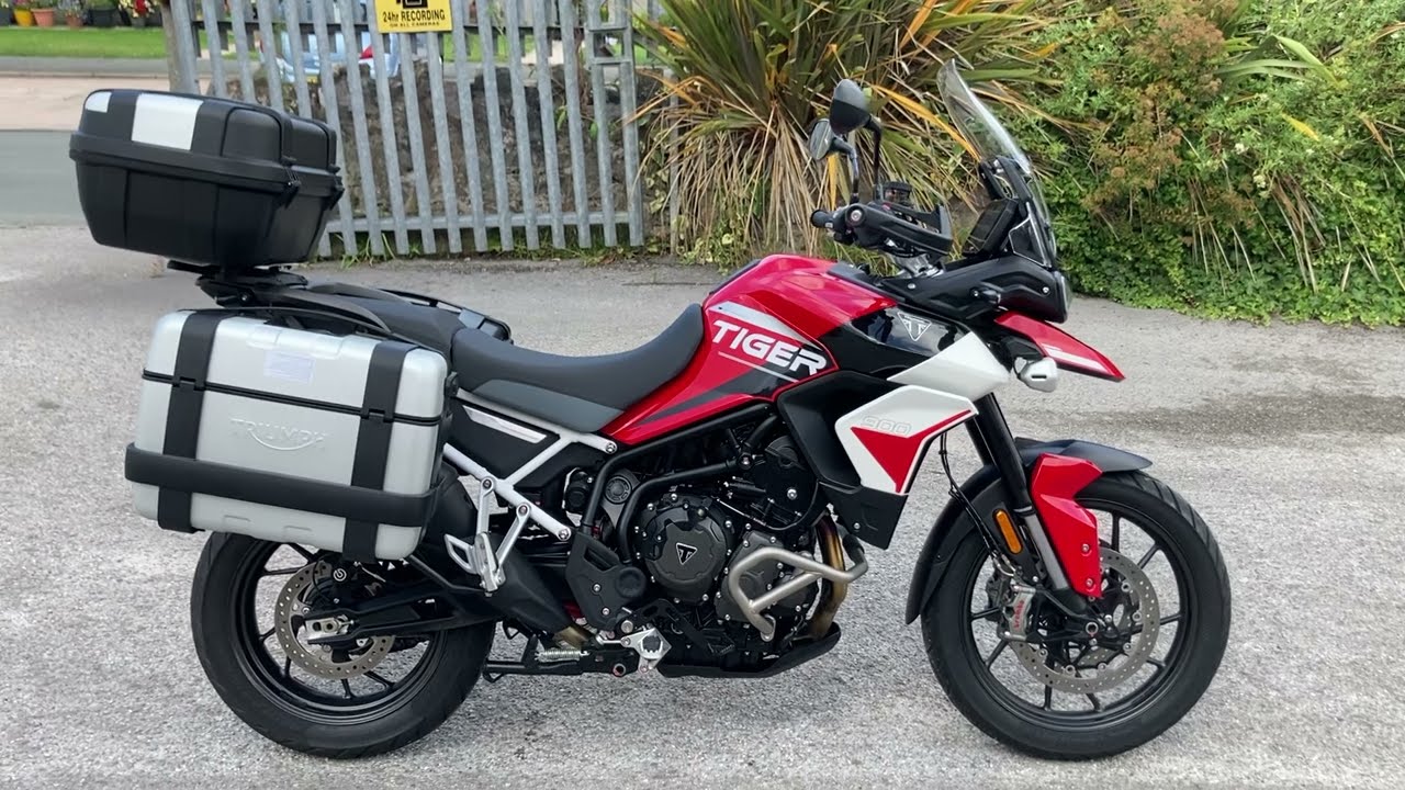 2023 TRIUMPH TIGER 900 GT ARAGON EDITION, 1326 MILES - WALKAROUND - COMPLETELY MOTORBIKES