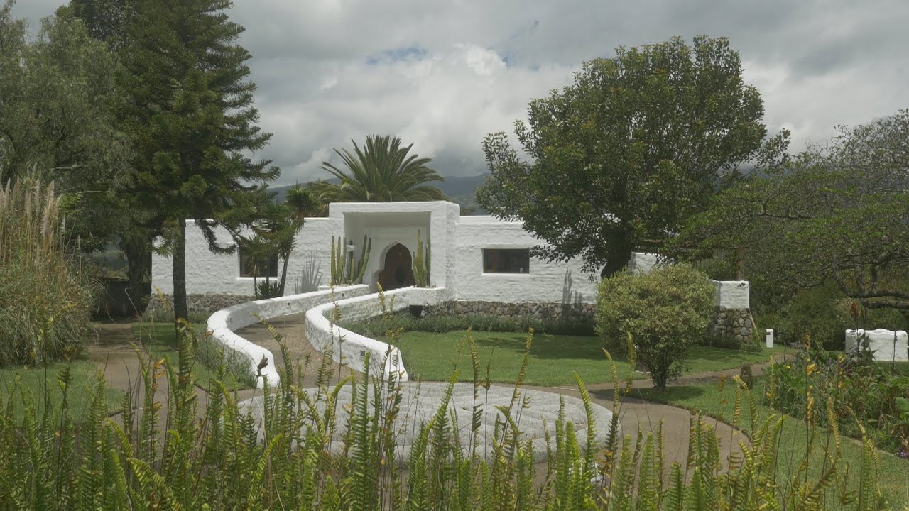 For Sale: Unique Property w/Large Family Villa & Historic Cottage, San Pablo del Lago, Ecuador