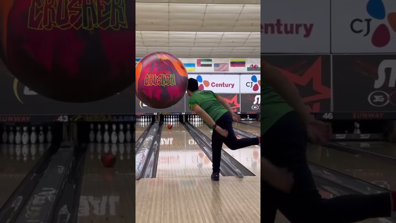 Ebonite crusher #ebonitebowling #bowlwithbrunswick brunswickbowling #brunswick #teambrunswick