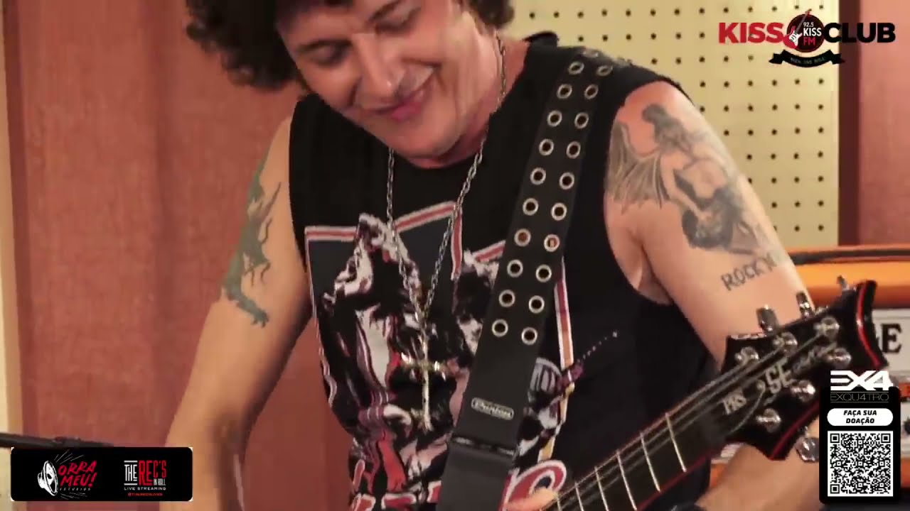 EX4 - Com Tudo Na Mão - Live Kiss Club