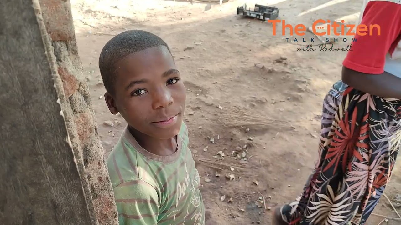 Vanessa akusamalira azibale ake 10 ku Salima