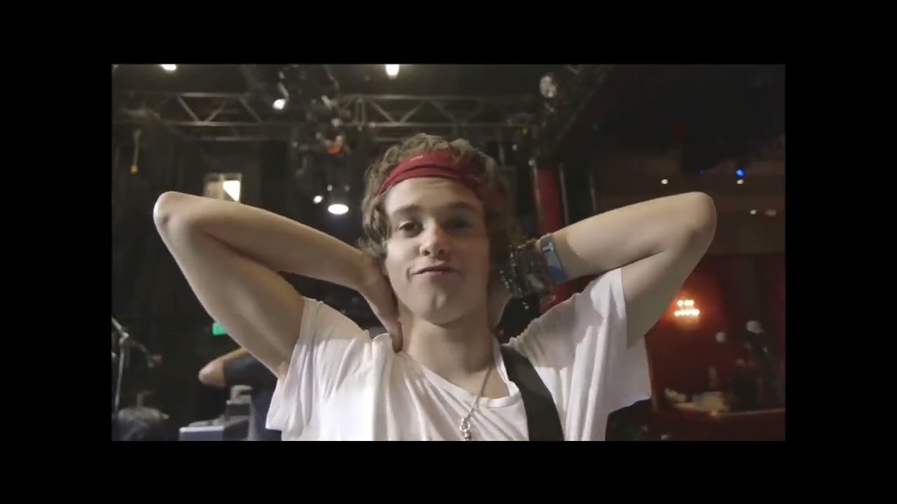 Funny Moments of The Vamps || First Video!|| (Mostly Bradley Simpson)