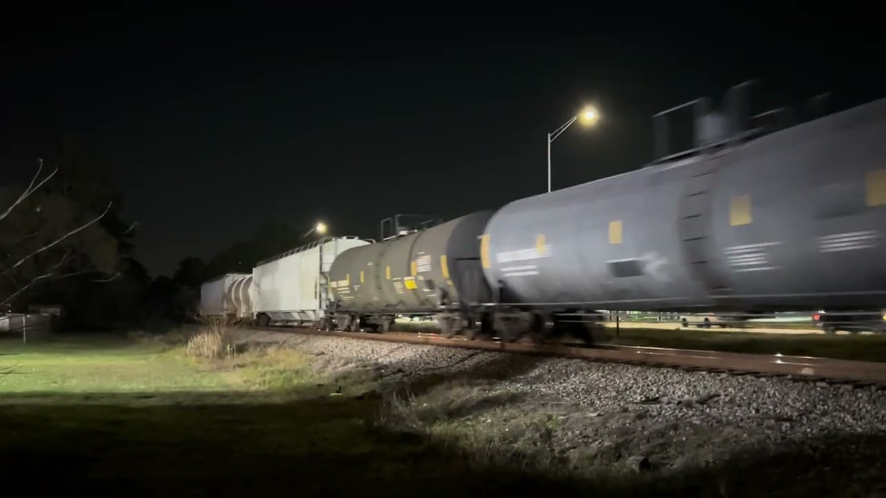 UP 5994 Leads Manifest Magnolia,Tx