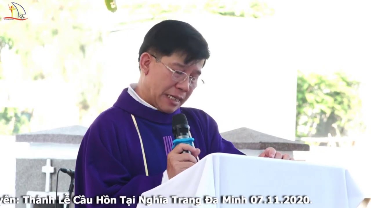 Giảng lễ Cầu hồn tại Nghĩa trang Đa Minh 2020