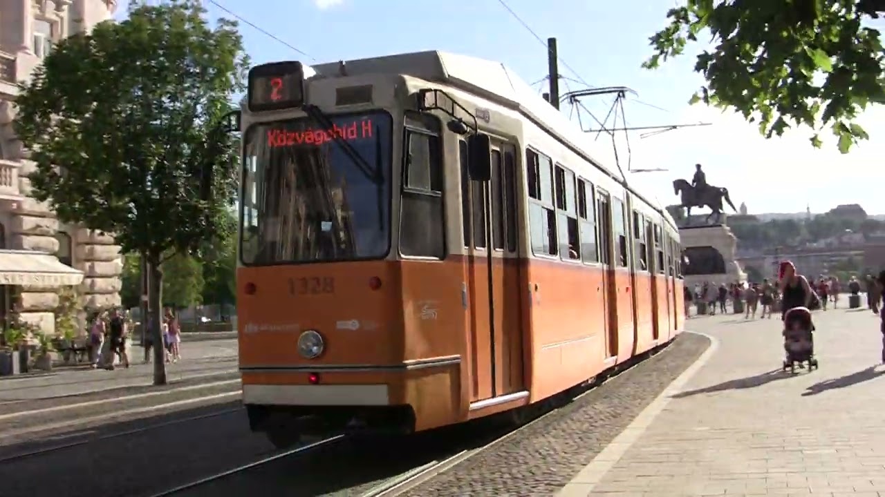 Ganz villamos 1328 Kossuth t&eacute;r 2024 j&uacute;l 6 Budapest 5.k. Ca 03341