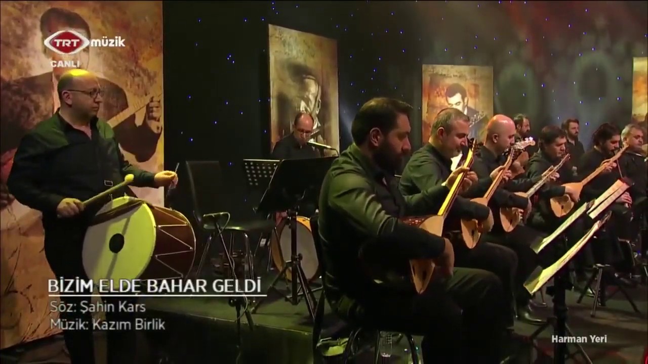Gülay - Bizim Elde Bahar Geldi (Canlı Performans)