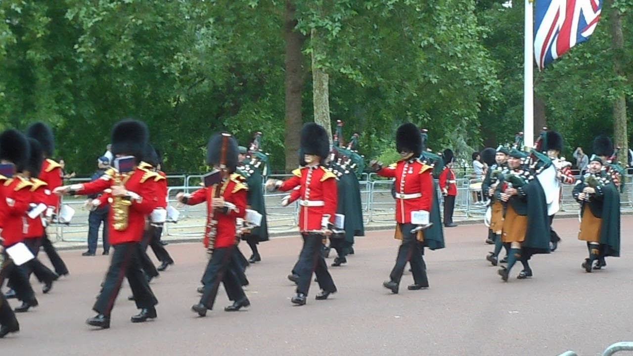 Band and Pipes and drums of the Irish Guards
