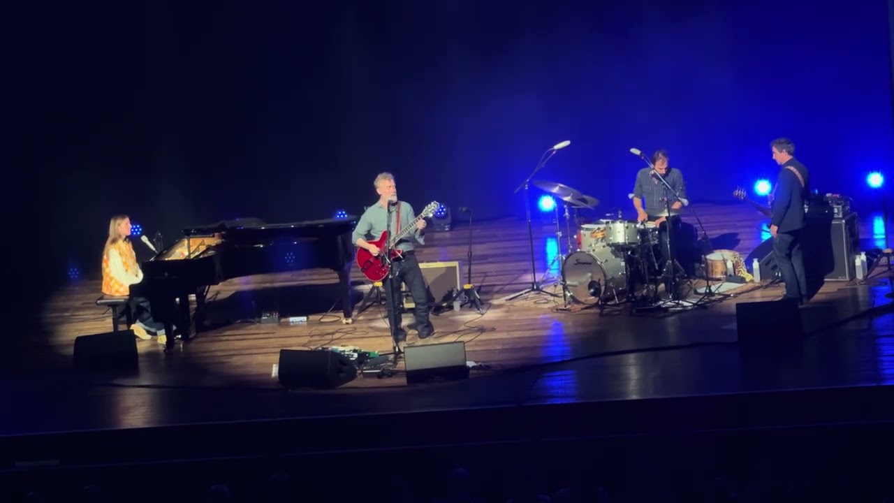 The Swell Season - Her Mercy / Star Star  / Hotellounge - Antwerp - Belgium - De Roma - May 14 2025