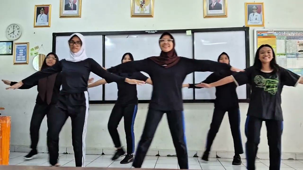 SENAM KREASI & IRAMA || SEGA GIRL❗️||👸👸👸👸👸|| SMAN 67 JAKARTA
