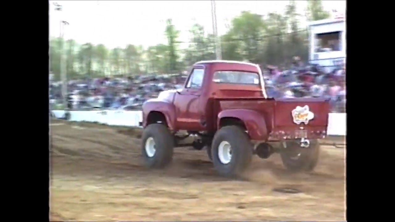 MAY 2, 1992/  BUCK MOTORSPORTS PARK, MUD BOG COMPETITION   /WHEN MUD BOGS  WERE THE TOTAL EVENING  .