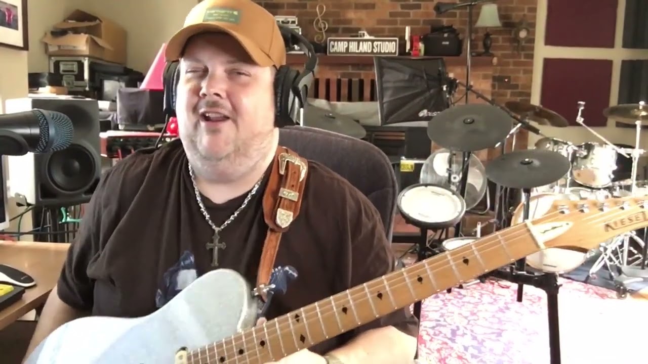 JOHNNY HILAND-The Best Cables For Your Guitar Rig