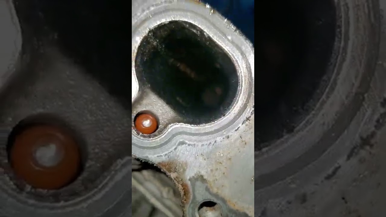96 Geo tracker intake manifold  comes off