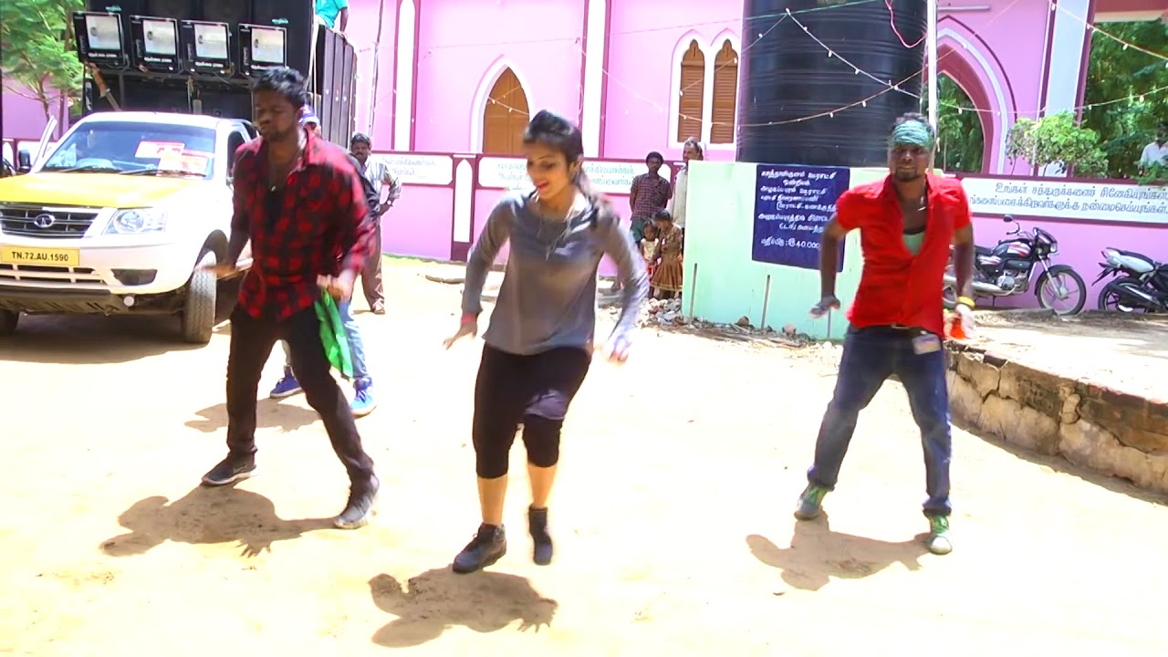 விஜய் டீவில கூட இந்த ஆட்டம் பொட்டிருக்க மாட்டாங்க-Kulasai Dasara Disco Dance-
