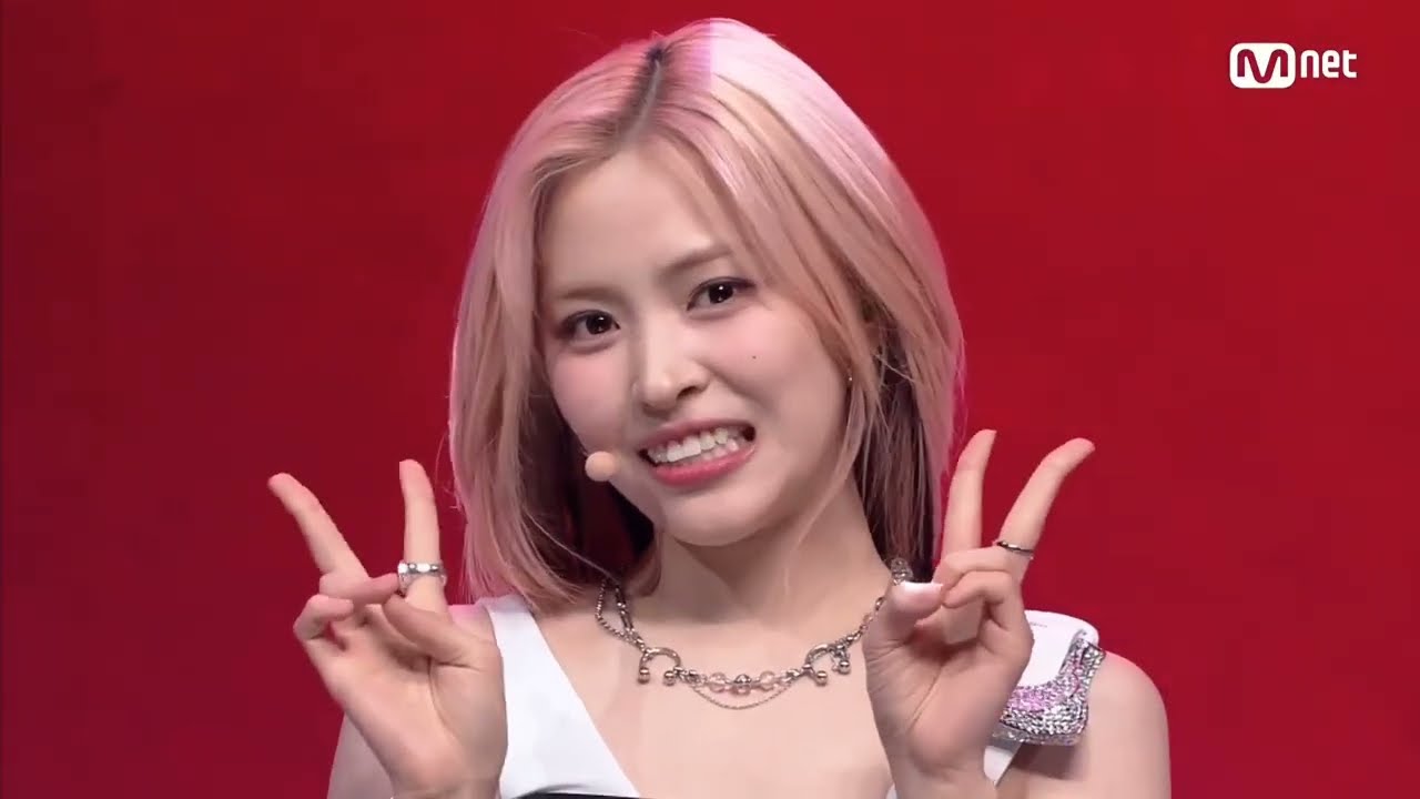 ITZY(있지)-UNTOUCHABLE 교차편집(stagemix)
