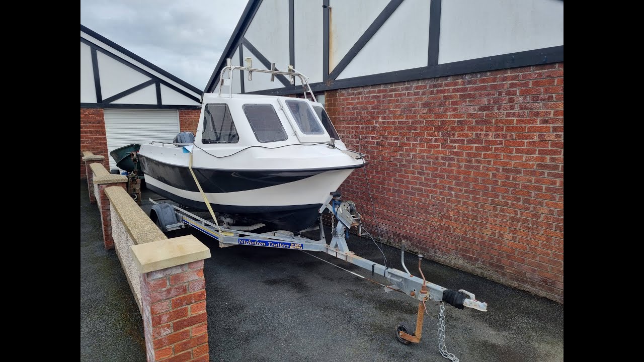 I'm the Capitan now! New Boat!!