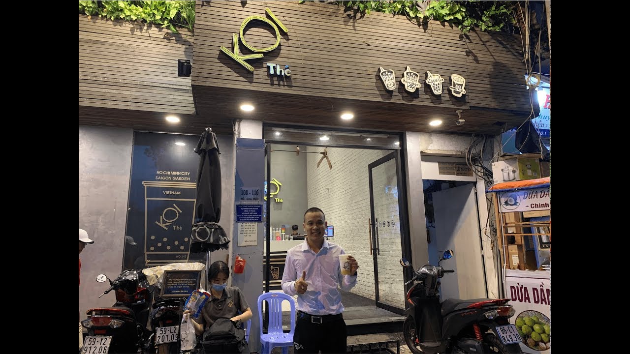 H&ugrave;ng H&agrave;ng Hiệu Lần Đầu Uống Tr&agrave; Sữa KOI Th&eacute;