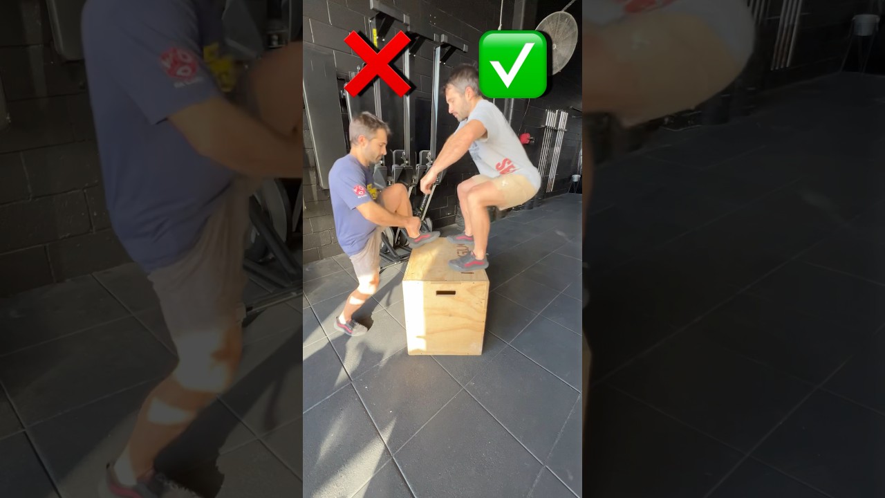 Differences between box jumps. Do you land squatting? #boxjumps #crossfit