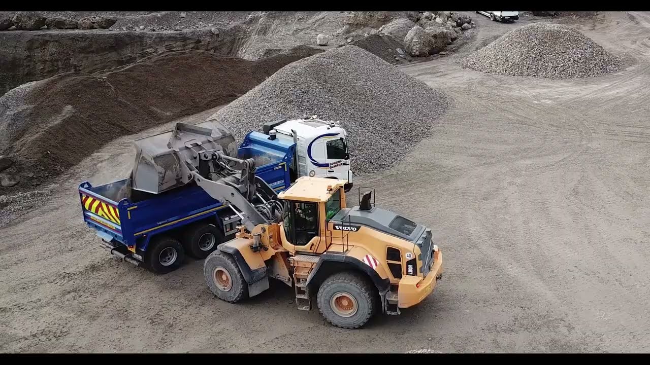 How Quarries Make and Grade Stone for Building Homes and Roads